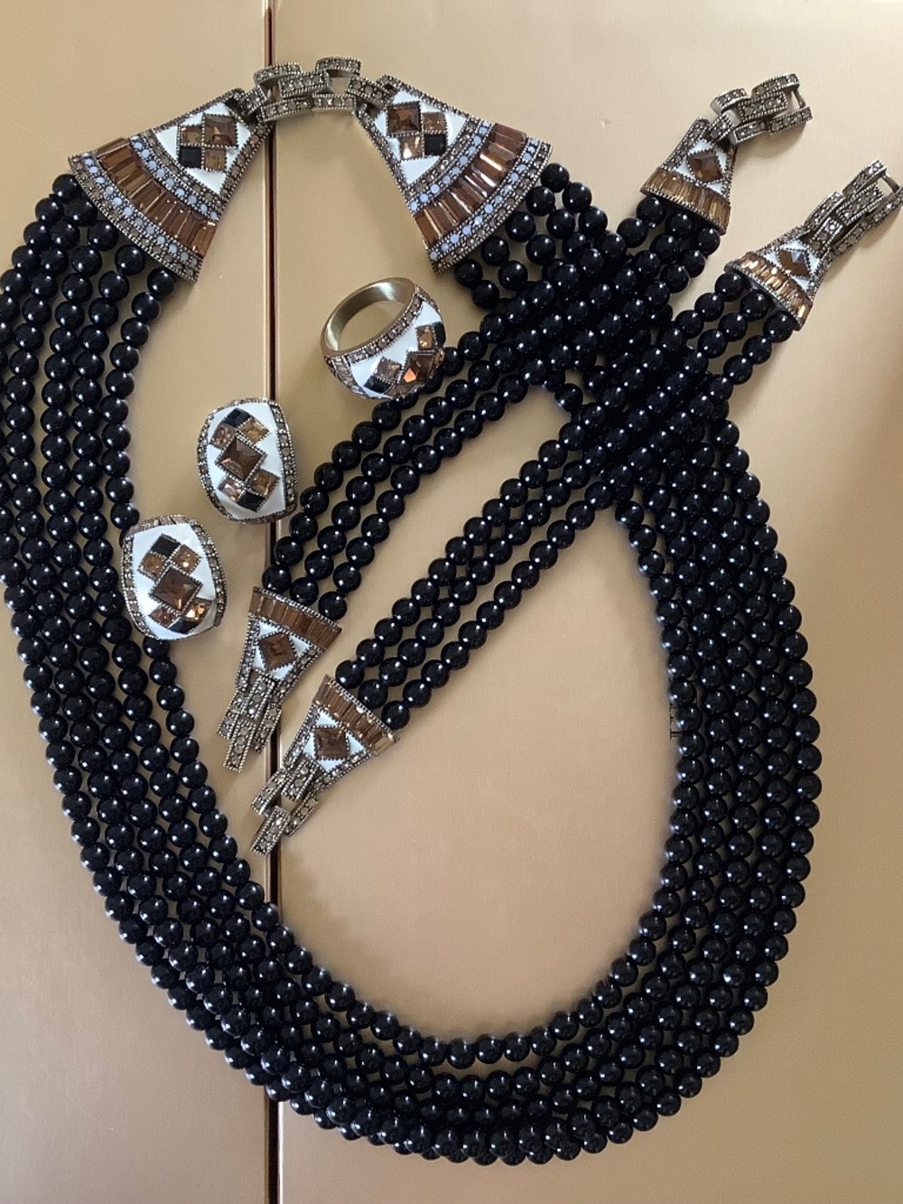 HEIDI DAUS Art Deco Master Clasp Complete 5 Piece Set Black Ivory